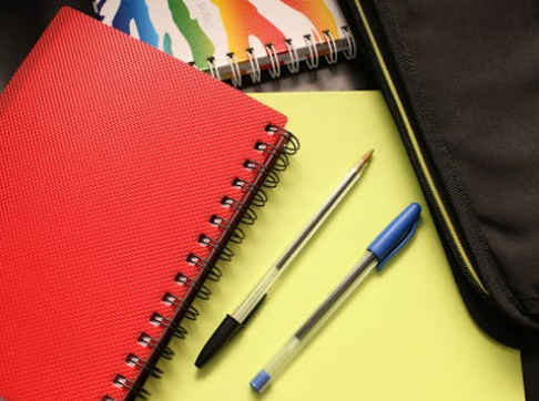 Optimiza tus Apuntes: ¿Es más barato imprimir a doble cara o comprar libretas?